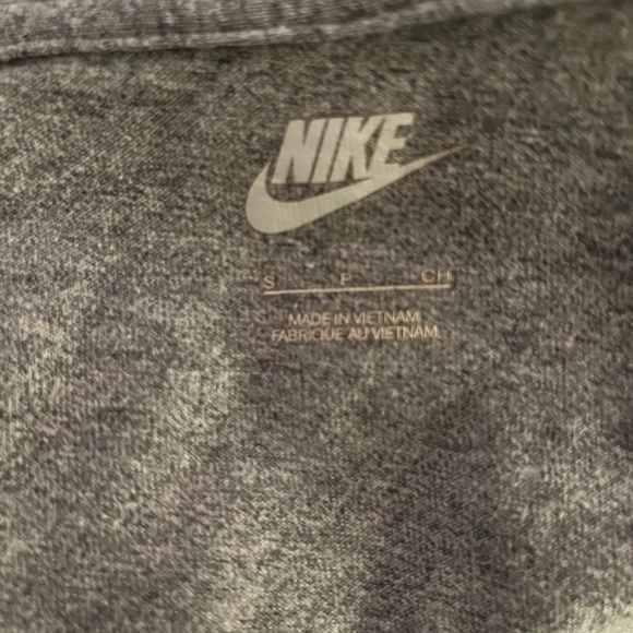 Nike zip up light weight hoodie - Picture 5 of 5